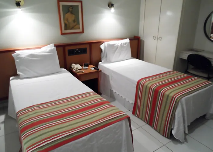 Nacional Inn AraçatubaHotel Em